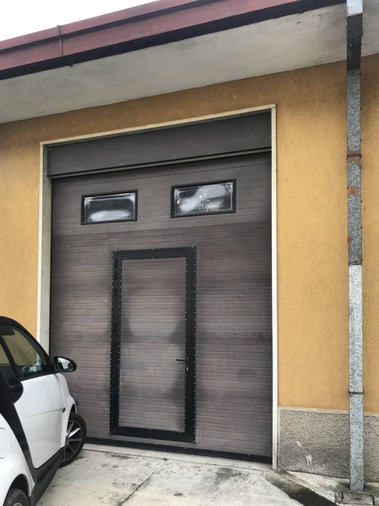 casa semindipendente in vendita a Varese in zona Viale Borri