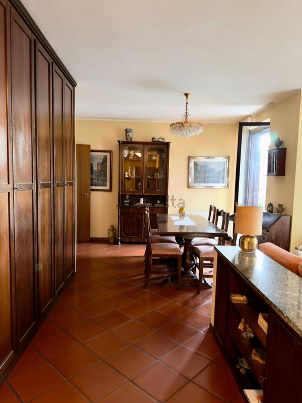 appartamento in vendita a Varese in zona Masnago