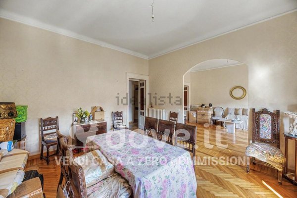 appartamento in vendita a Varese in zona Via Magenta