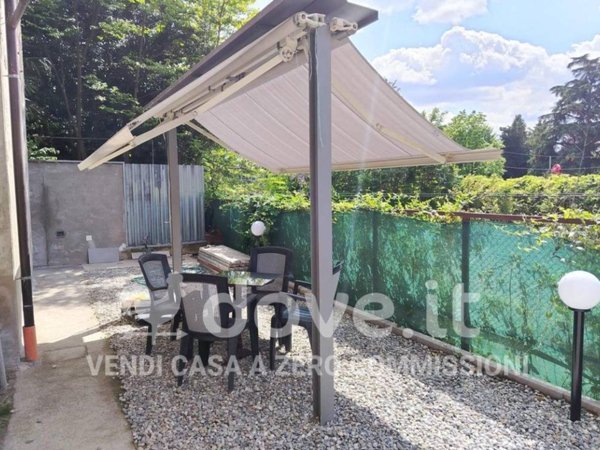 appartamento in vendita a Varese in zona Giubiano