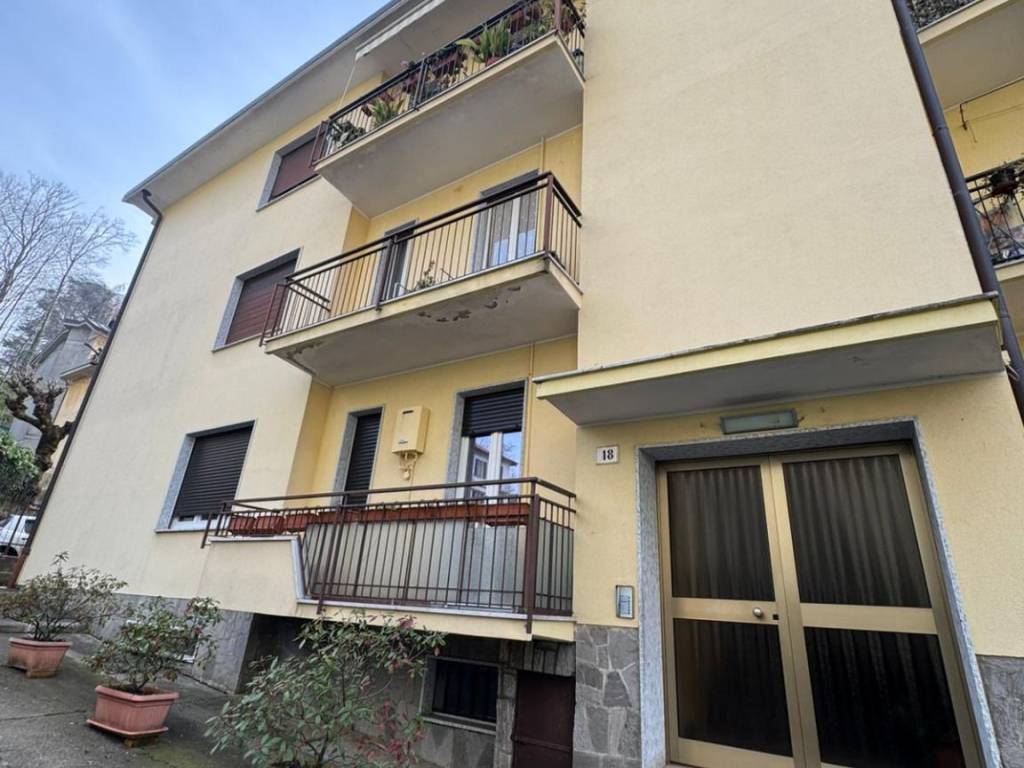appartamento in vendita a Varese in zona Masnago