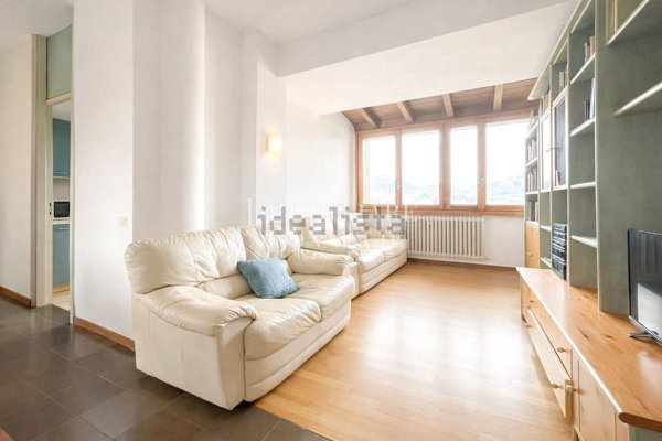 appartamento in vendita a Varese in zona Viale Belforte