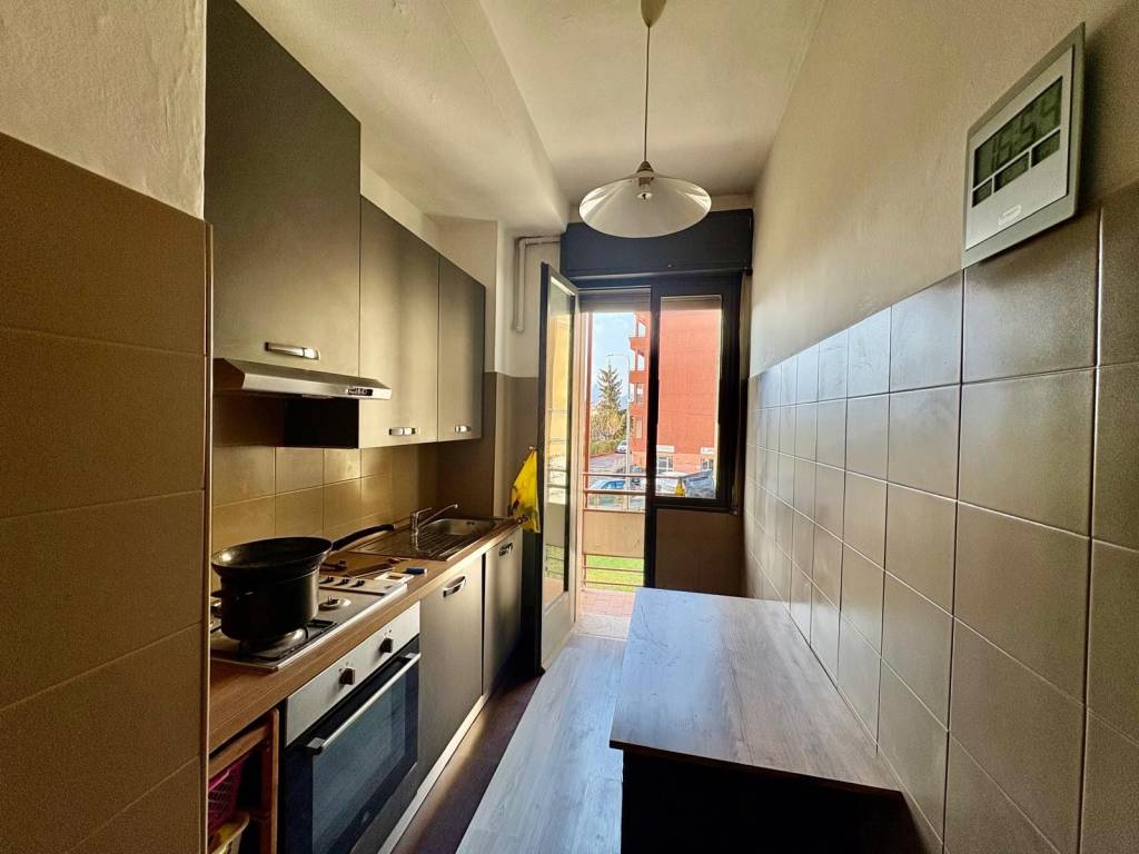 appartamento in vendita a Varese in zona Giubiano