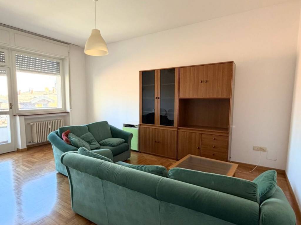 appartamento in vendita a Varese in zona Biumo