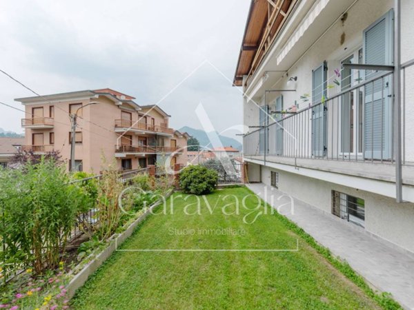 casa indipendente in vendita a Varese in zona Biumo