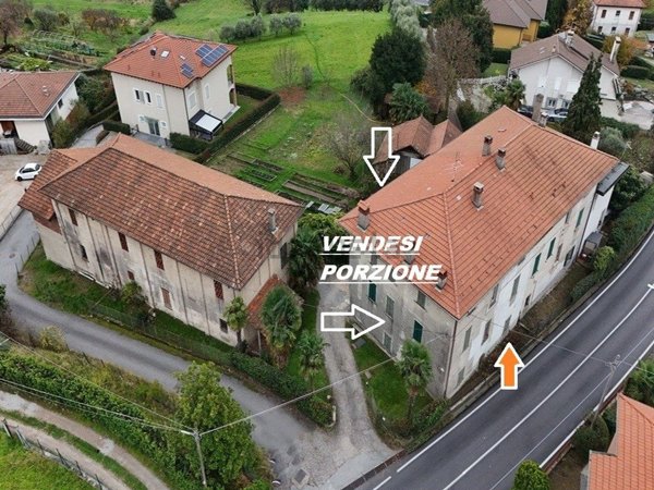 casa indipendente in vendita a Varese