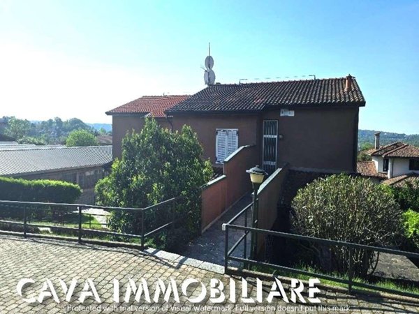appartamento in vendita a Varese in zona Lissago