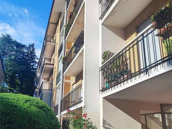 appartamento in vendita a Varese
