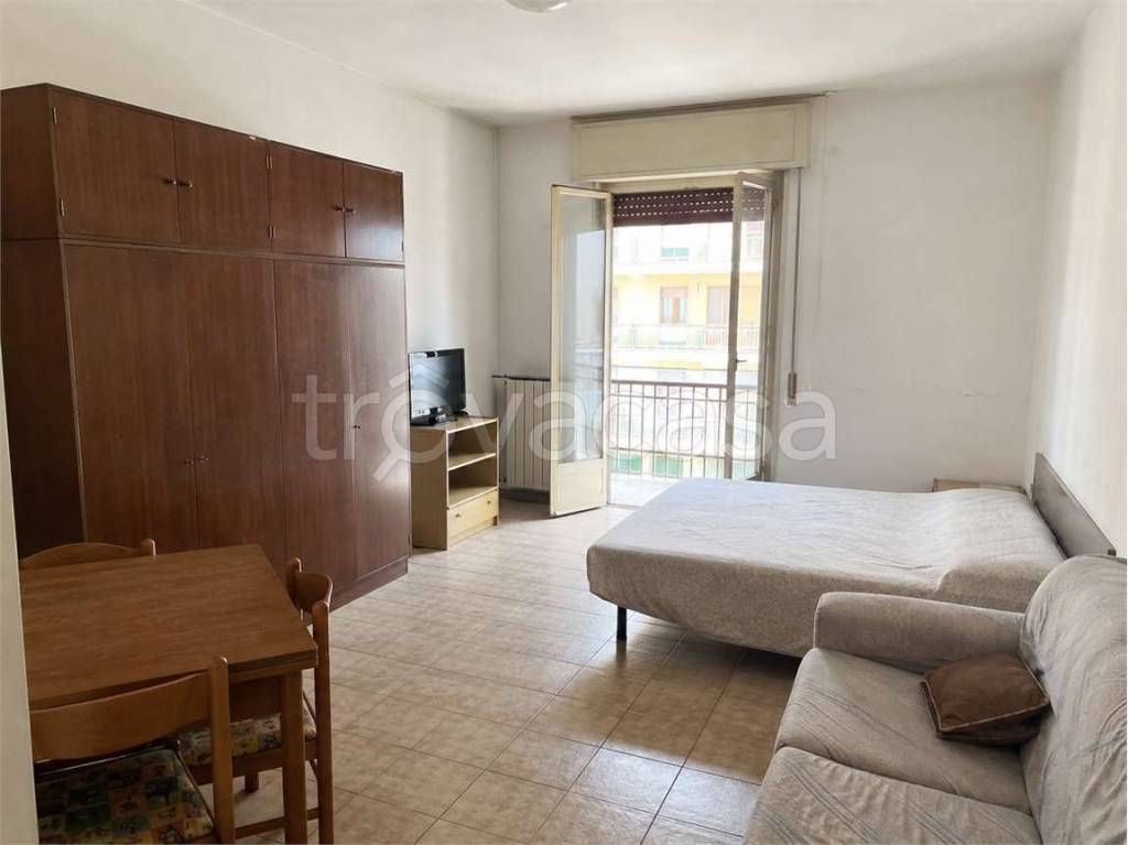 appartamento in vendita a Varese in zona Viale Borri