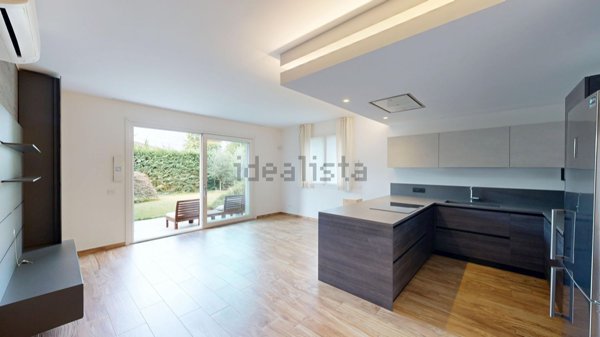 appartamento in vendita a Varese in zona Masnago