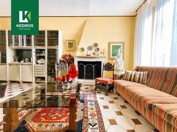 casa indipendente in vendita a Varese in zona Biumo