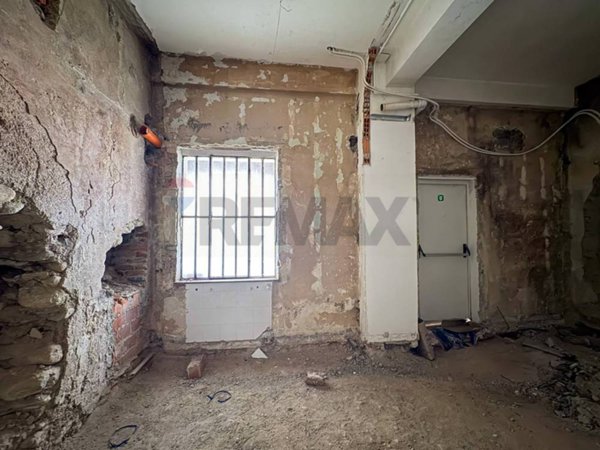 appartamento in vendita a Varese in zona Biumo