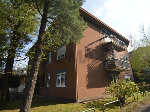 appartamento in vendita a Varese in zona Biumo