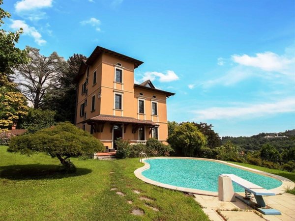 casa indipendente in vendita a Varese in zona Sant'Ambrogio