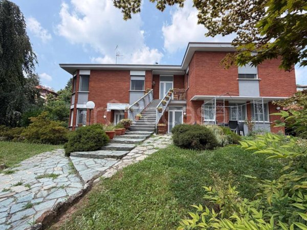 casa indipendente in vendita a Varese in zona Ippodromo