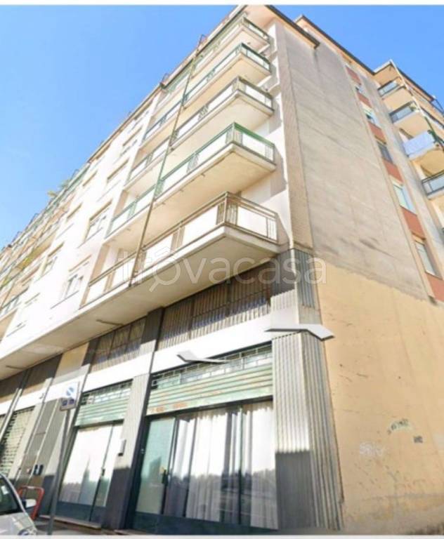 appartamento in vendita a Varese in zona Biumo