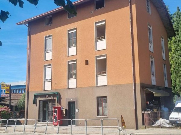 appartamento in vendita a Varese in zona Viale Belforte