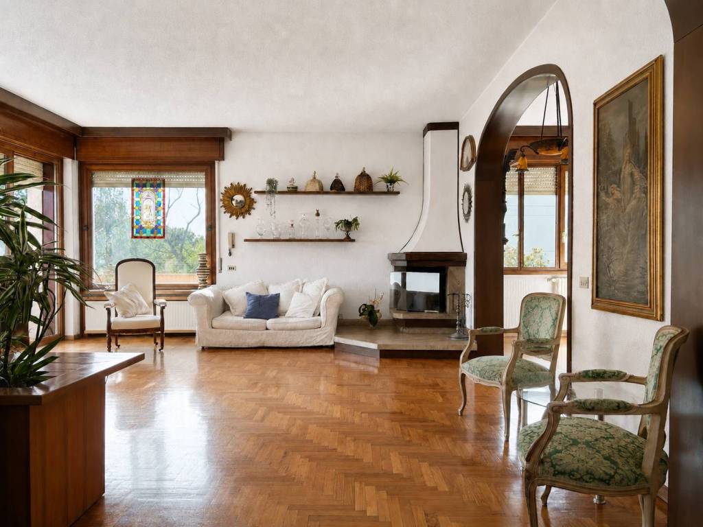 appartamento in vendita a Varese in zona Masnago