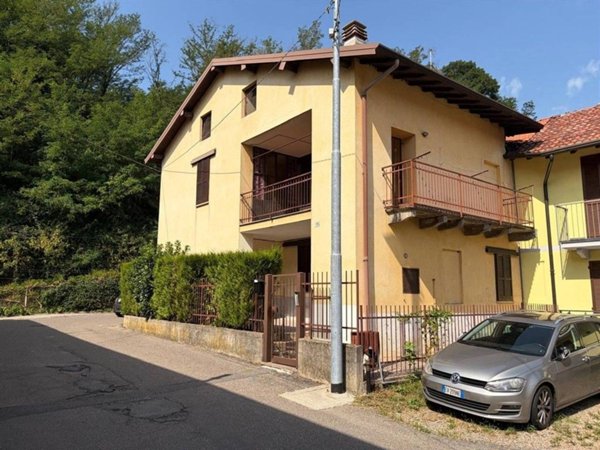 casa indipendente in vendita a Varese in zona Viale Belforte