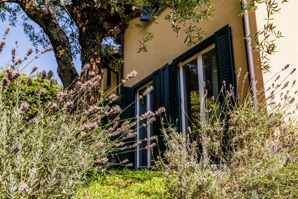 casa indipendente in vendita a Varese in zona Sant'Ambrogio
