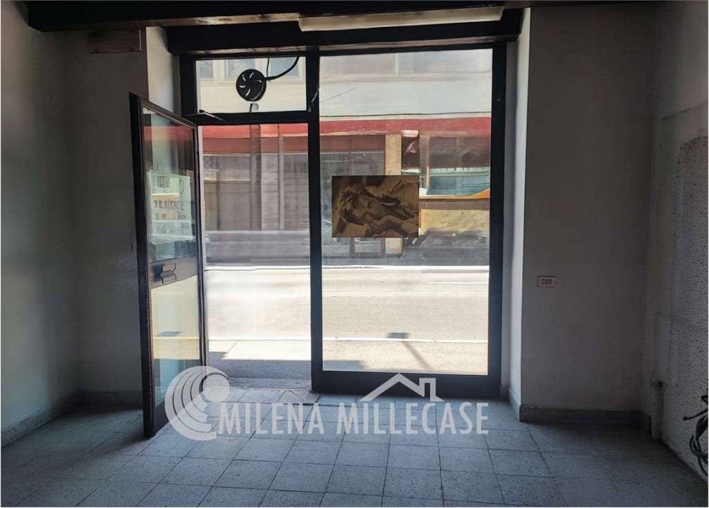 appartamento in vendita a Varese in zona Centro Città