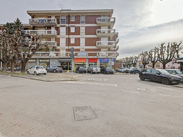 appartamento in vendita a Varese in zona Biumo