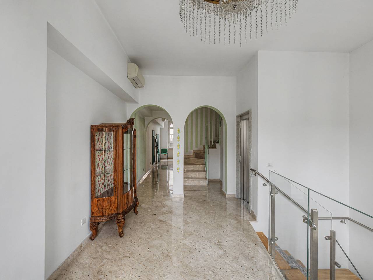 casa indipendente in vendita a Varese in zona Centro Città