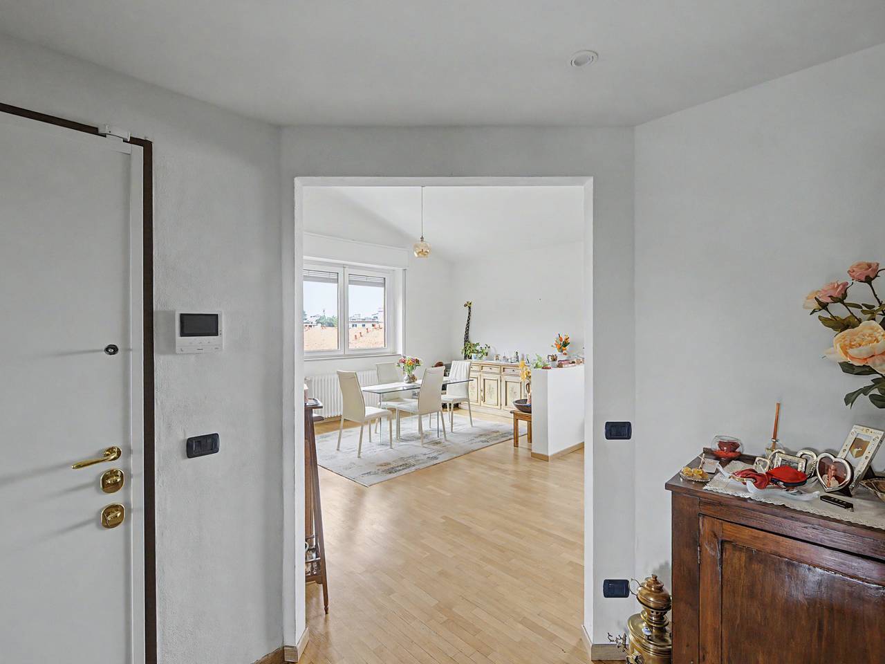 appartamento in vendita a Varese in zona Via Magenta