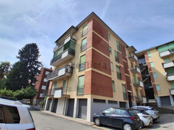 appartamento in vendita a Varese in zona Masnago