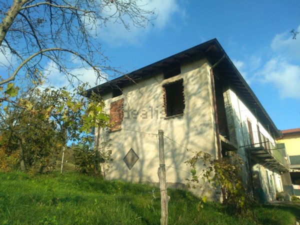 casale in vendita a Varese in zona Capolago