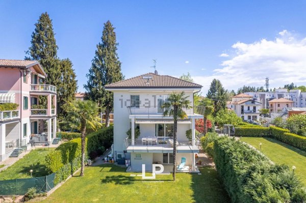 casa indipendente in vendita a Varese in zona Giubiano