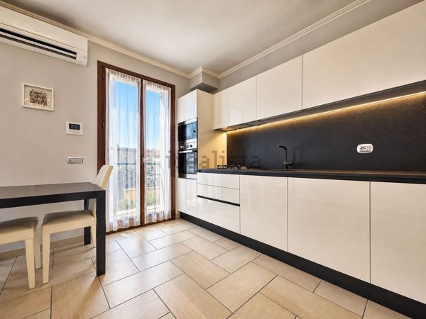 appartamento in vendita a Varese in zona Viale Belforte