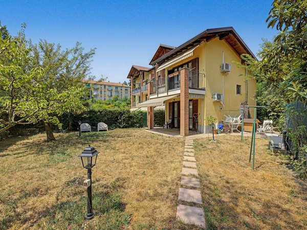 appartamento in vendita a Varese in zona Ippodromo