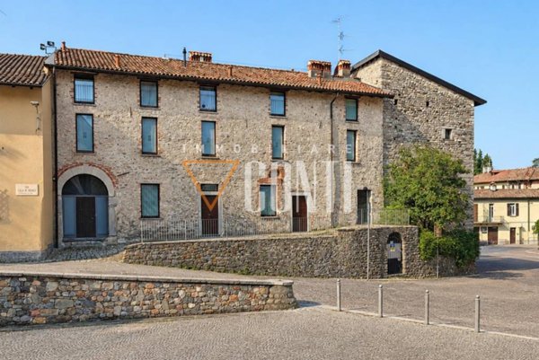 appartamento in vendita a Varese in zona Masnago