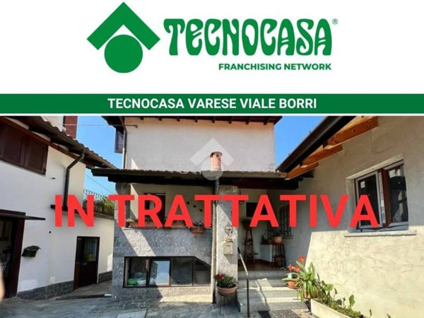 casa indipendente in vendita a Varese in zona Bizzozero