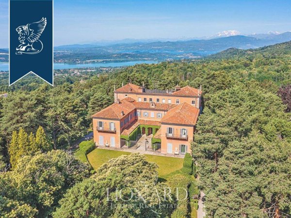 casa indipendente in vendita a Varese in zona Ippodromo