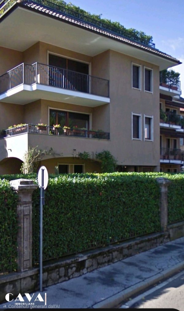 appartamento in vendita a Varese in zona Sant'Ambrogio