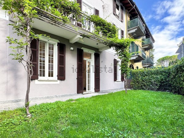 appartamento in vendita a Varese in zona Centro Città