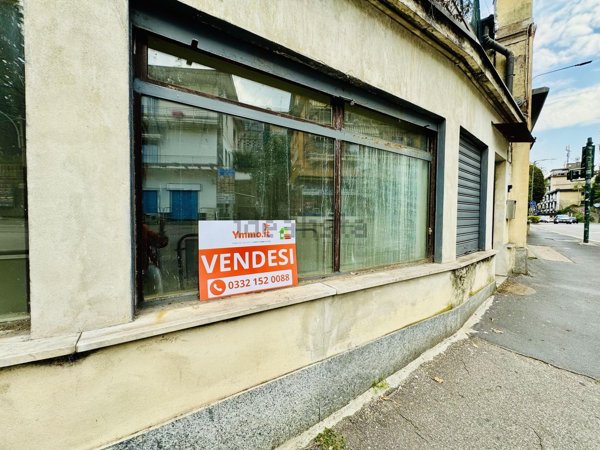 appartamento in vendita a Varese in zona Ippodromo
