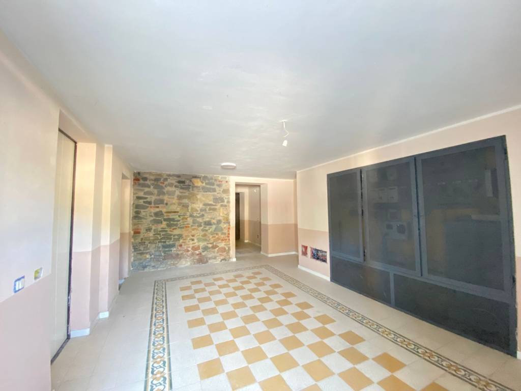 appartamento in vendita a Varese in zona Viale Belforte