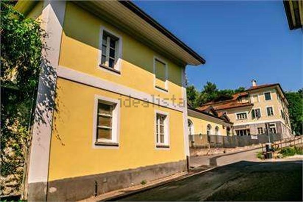 appartamento in vendita a Varese in zona Viale Belforte