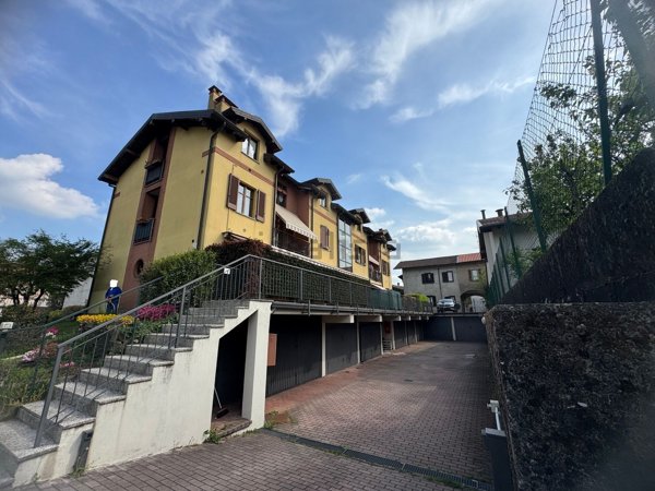 appartamento in vendita a Varese