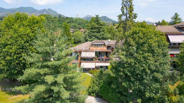 appartamento in vendita a Varese