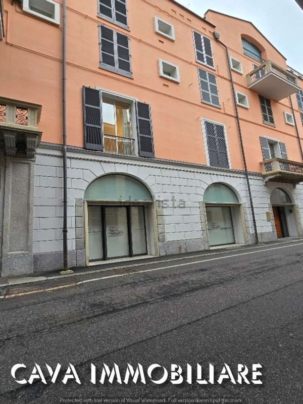 appartamento in vendita a Varese in zona Centro Città