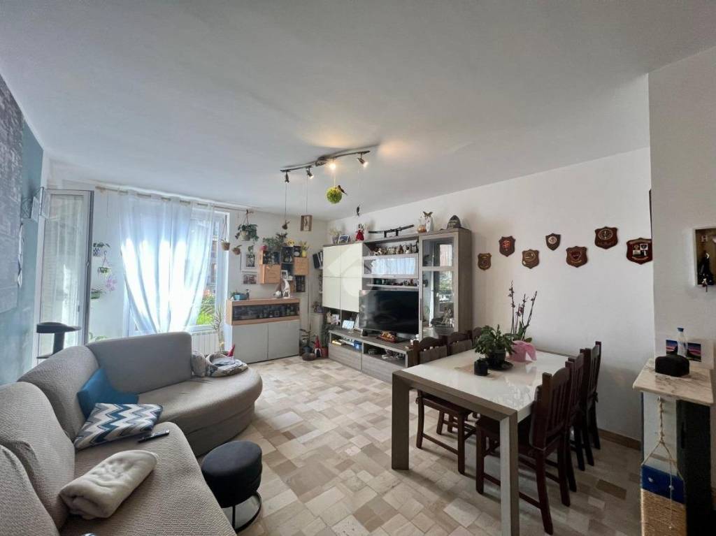 appartamento in vendita a Varese in zona Viale Borri