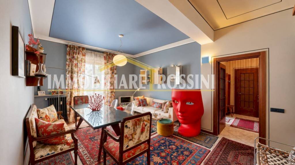 appartamento in vendita a Varese in zona Centro Città