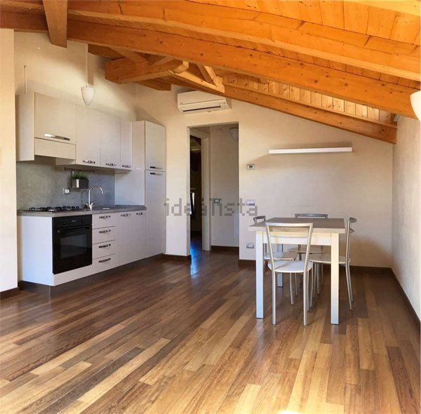appartamento in vendita a Varese in zona Centro Città