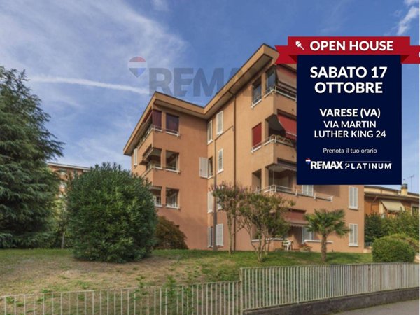 appartamento in vendita a Varese in zona Centro Città