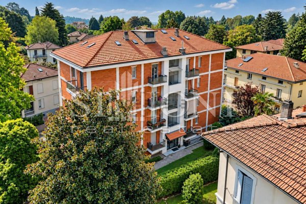 appartamento in vendita a Varese in zona Sant'Ambrogio