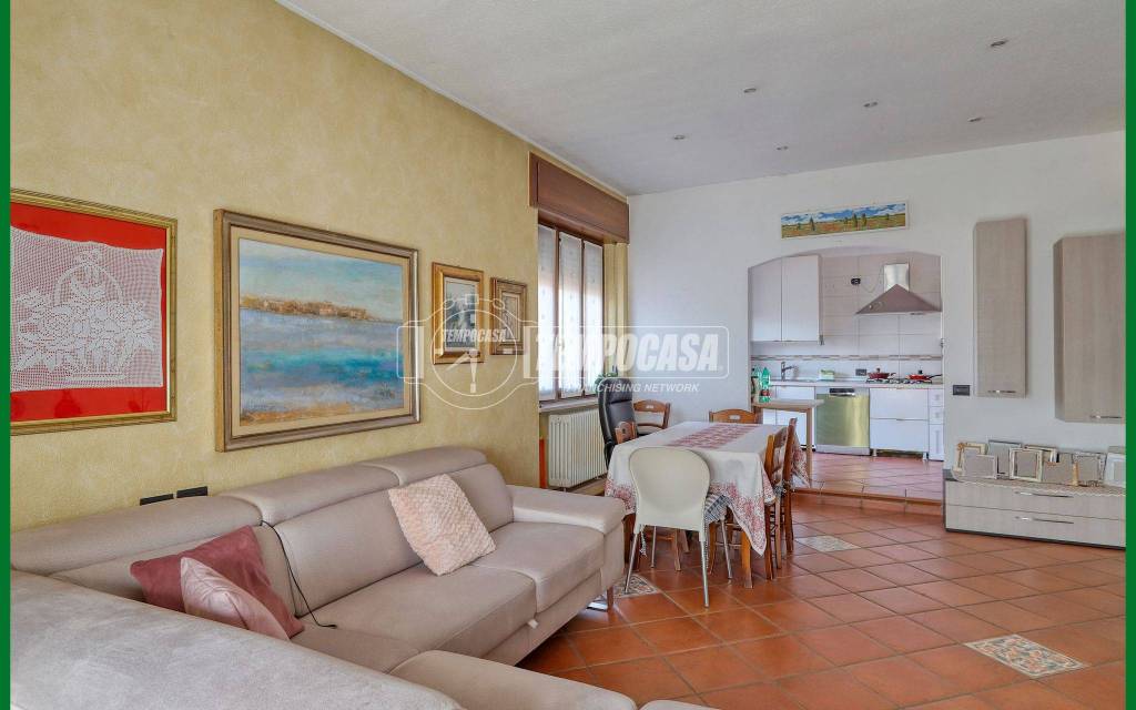appartamento in vendita a Varese in zona Viale Belforte